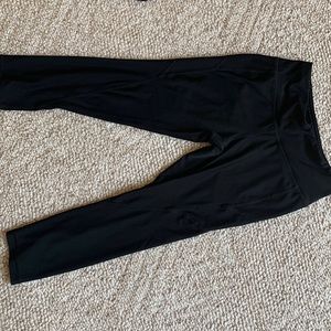 Reebok black athletic cropped leggings Size: XS.